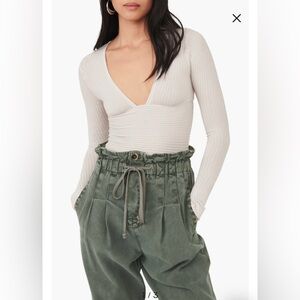 Free People Lindsey Plunge V-Neck Top Women’s Large NWT